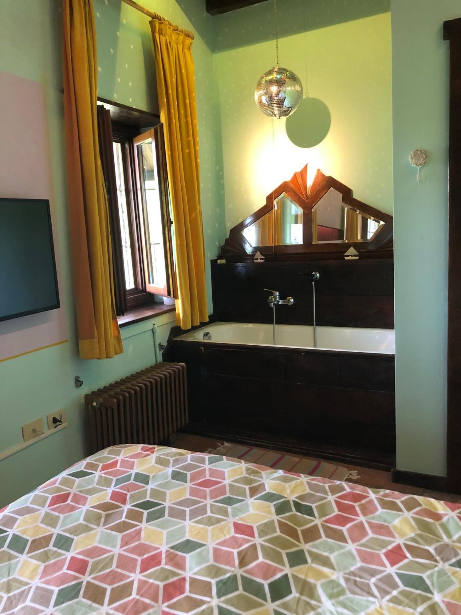 Guest house With Terrace In Navigli